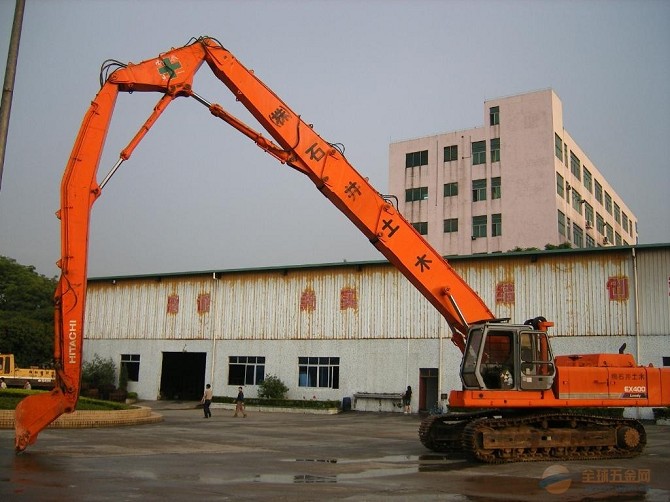 挖掘機(jī)拆樓臂、三段式加長(zhǎng)臂、挖掘機(jī)拆樓臂廠家